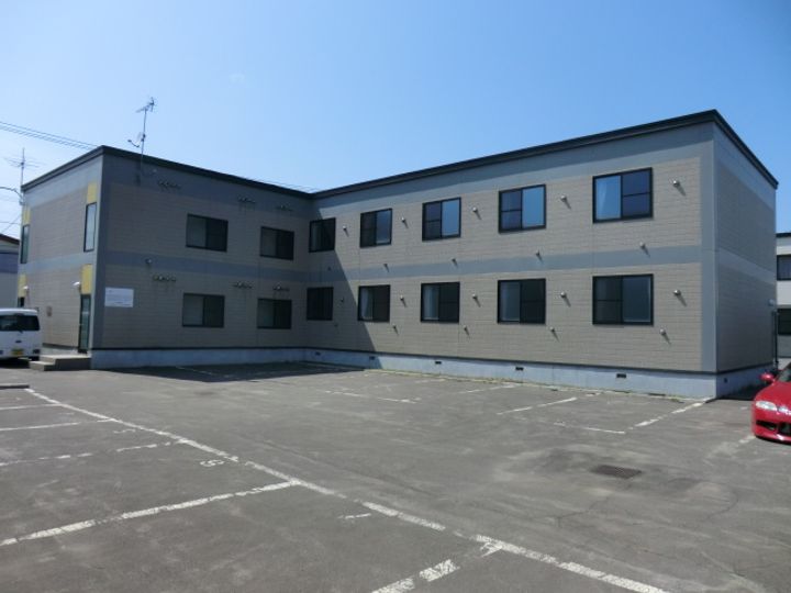 レオパレス北丘珠105の外観