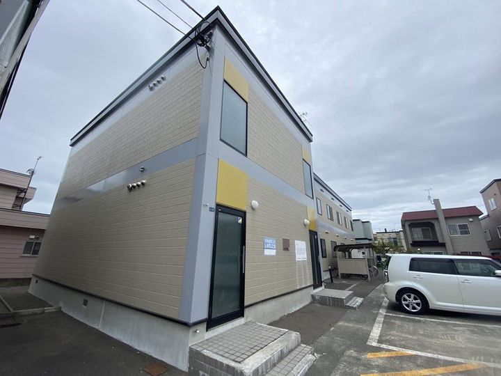 レオパレス篠路7条壱番館の外観