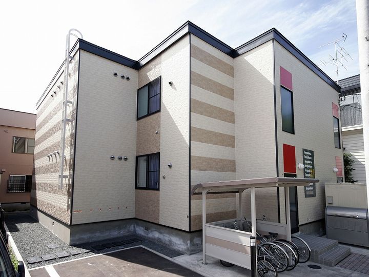 レオパレス白樺 Ⅱの外観