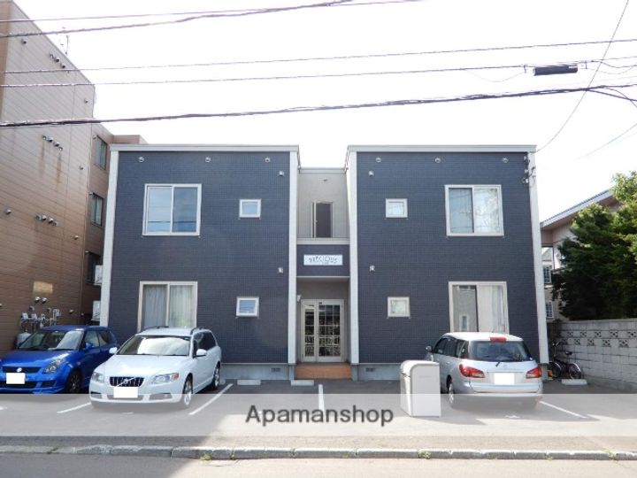 プレシャス30番館の外観