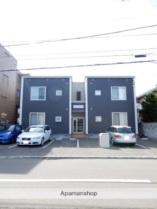 プレシャス30番館の外観