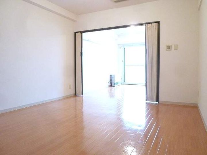 リベル元町の内装