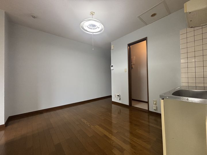 アルファルーセント302の内装