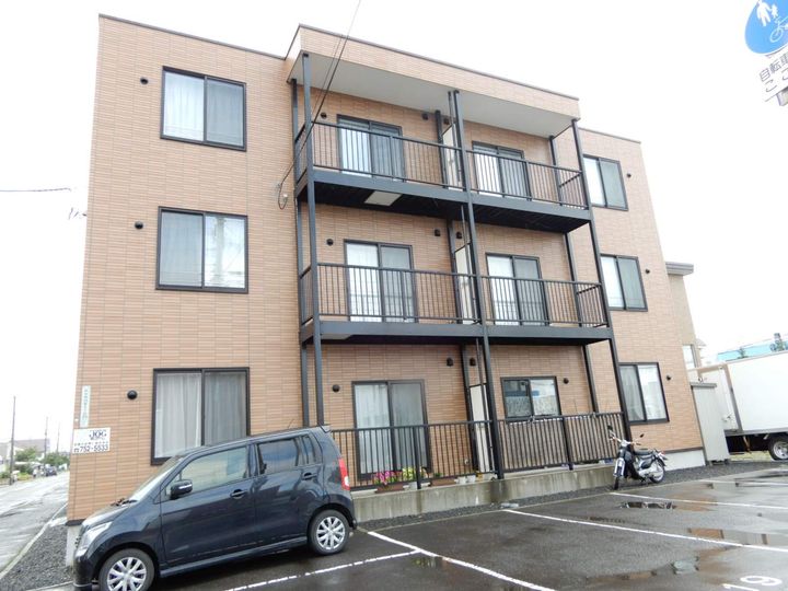 エストパトリア0103の外観