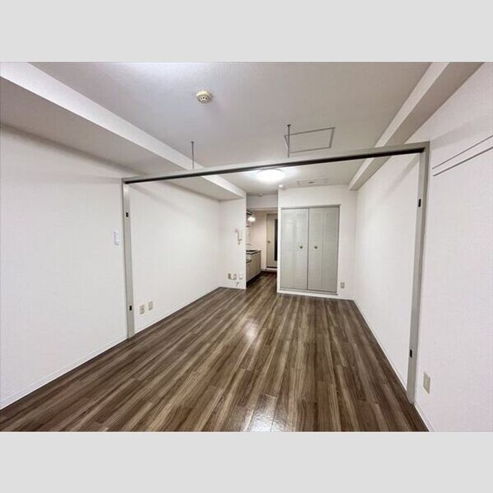 アルカディア3300307の居間