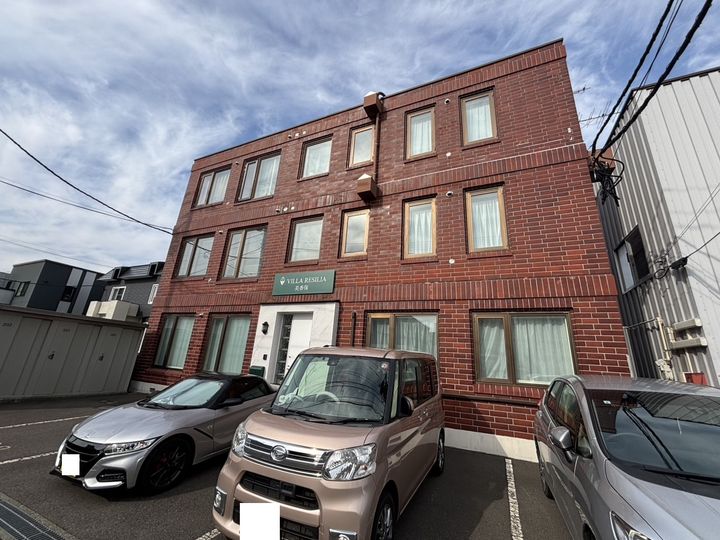 ビラ・レジリア美香保の外観