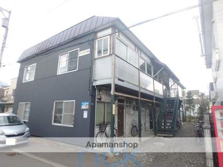 オリンピアマンションの外観