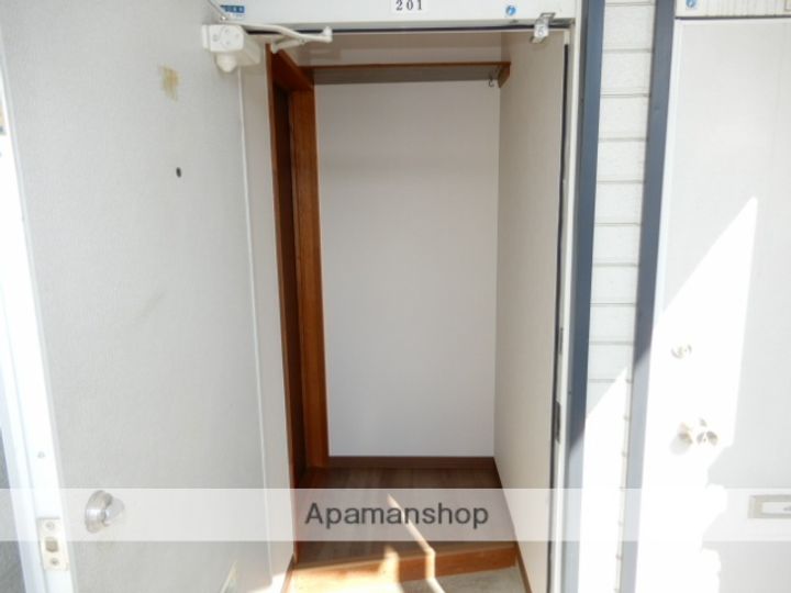 エクセルBハイツ201の玄関