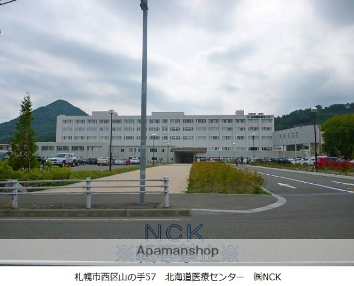 北海道札幌市西区山の手三条6丁目の賃貸アパートの周辺