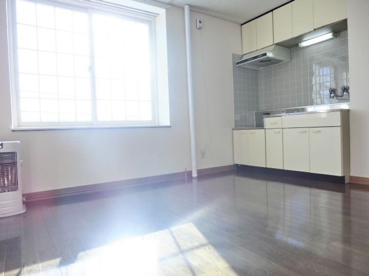 シェーンブルン八軒B204の居間