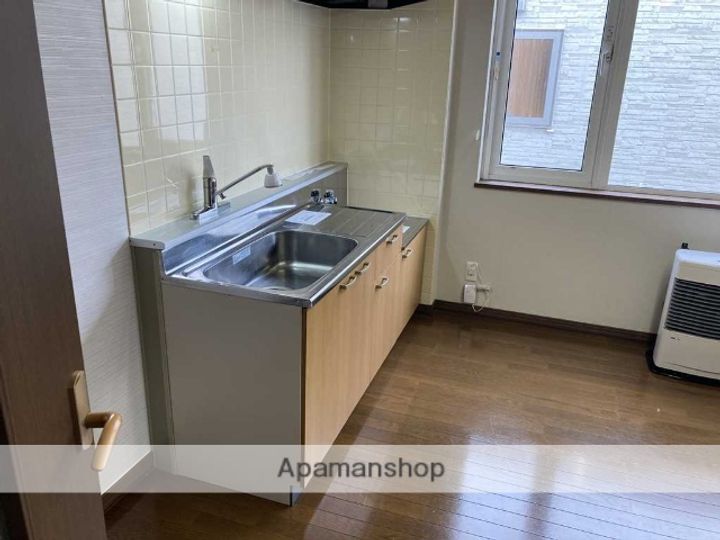 北海道札幌市手稲区新発寒六条4丁目の賃貸アパートのキッチン