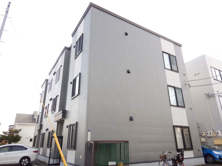 LOUANGEの外観