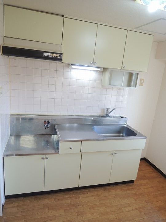 プレサント発寒ステーション418のキッチン