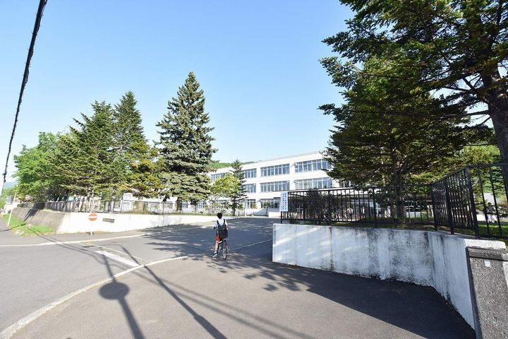 レジデンスA&U107の周辺