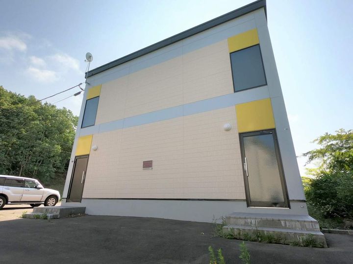 レオパレスルミエール206の外観