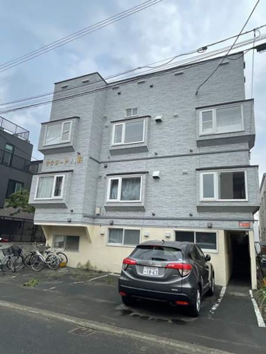 サクシード八軒101号室の外観