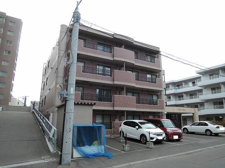 ボランハイツ山の手の外観