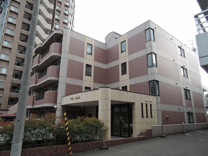 ボランハイツ山の手の外観