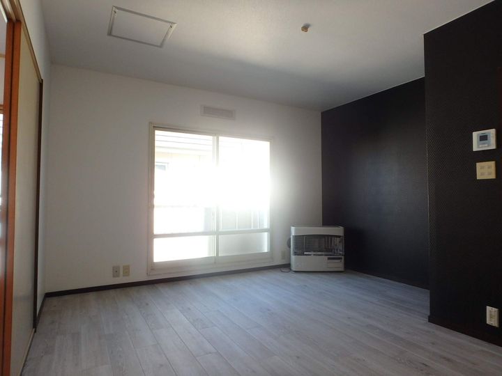 ハイツジョルジュ202の居間