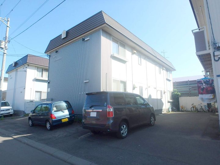 ハイツジョルジュ202の外観