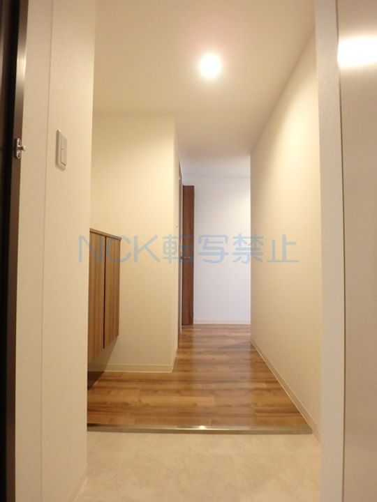 AC手稲壱番館301の玄関