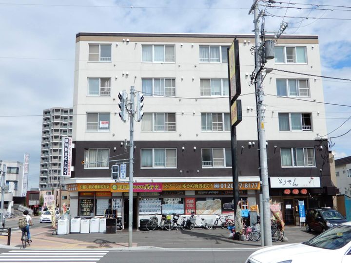 ハイツラブリーエイト201の外観