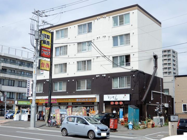 ハイツラブリーエイト201の外観