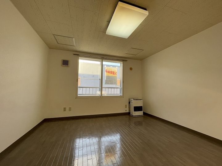 リバティ前田の内装