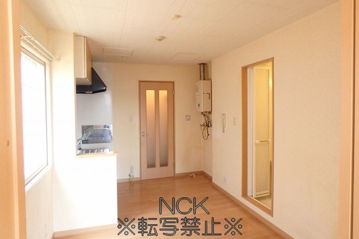 アバンティの居間