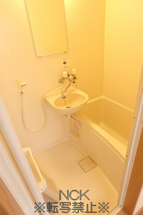 アバンティの風呂