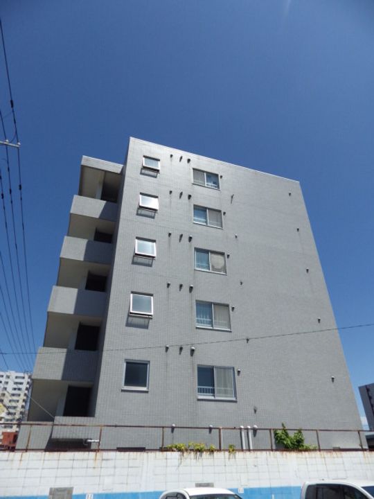 北海道札幌市西区二十四軒四条4丁目の賃貸マンションの外観