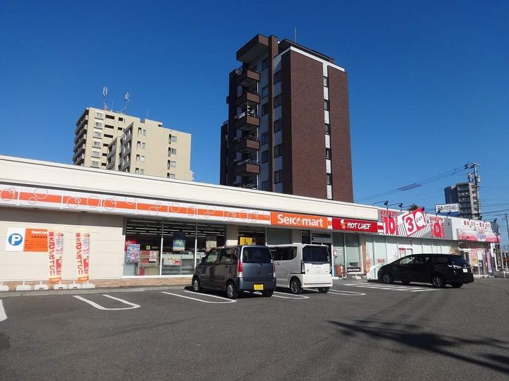 RENT二十四軒の周辺