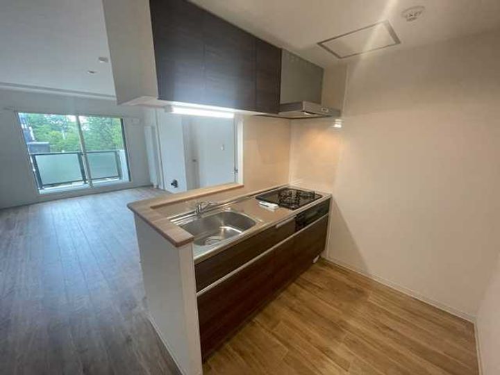 プレミア山の手00202のキッチン