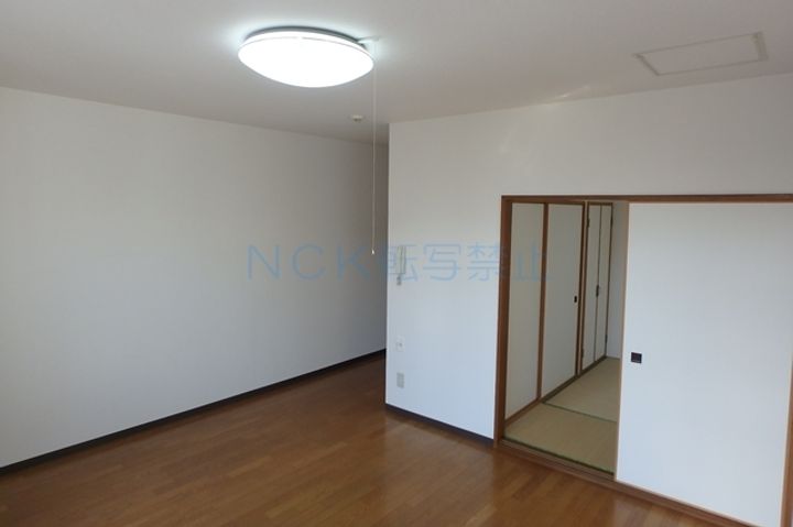 越智ビル202の内装