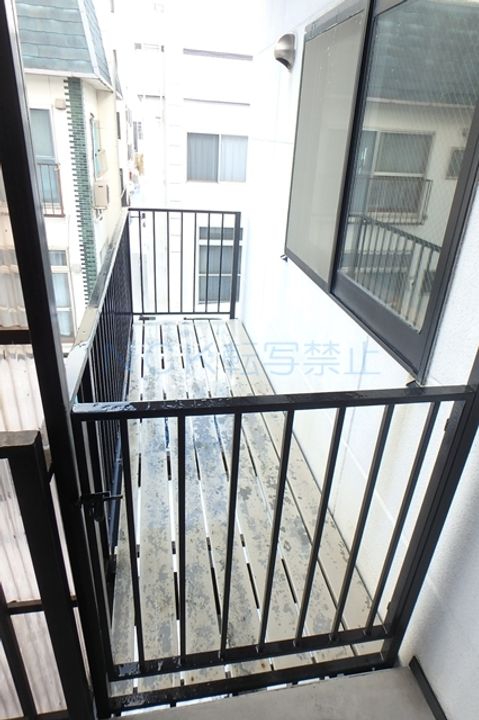 越智ビル202の内装