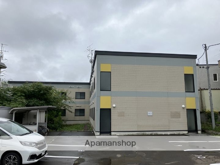 北海道札幌市手稲区富丘二条5丁目の賃貸アパートの外観