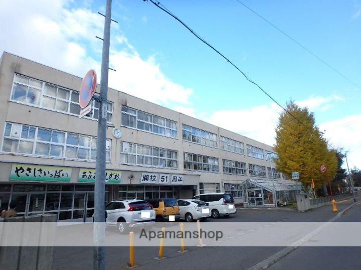 北海道札幌市西区西町北13丁目の賃貸マンションの周辺