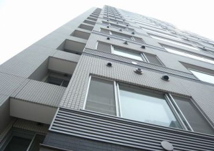 グランカーサ裏参道の外観