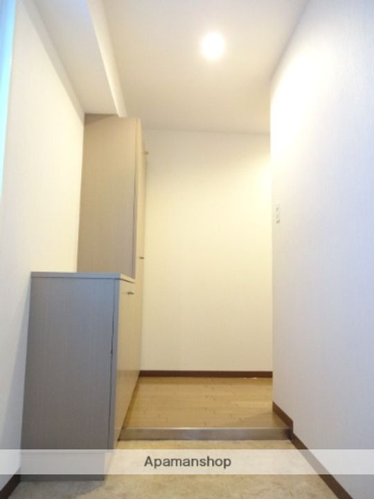 ルーヴル21の玄関