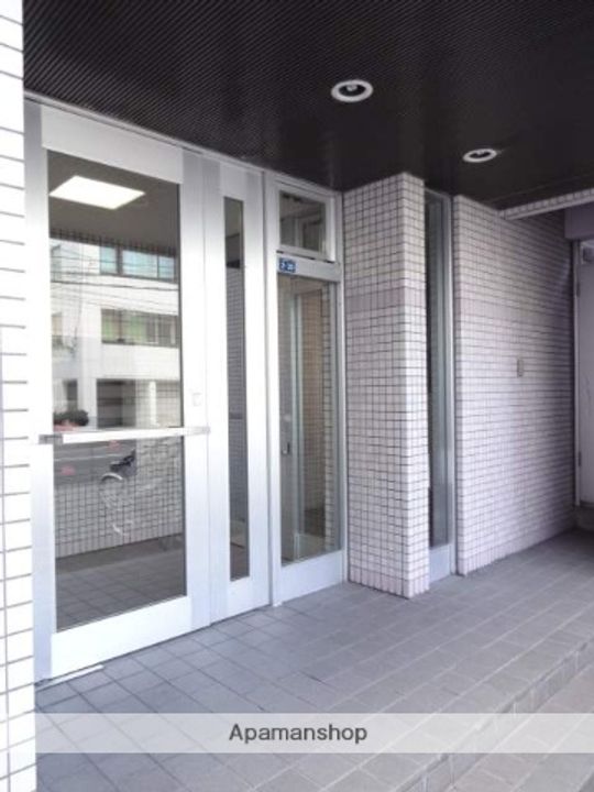 ルーヴル21の外観