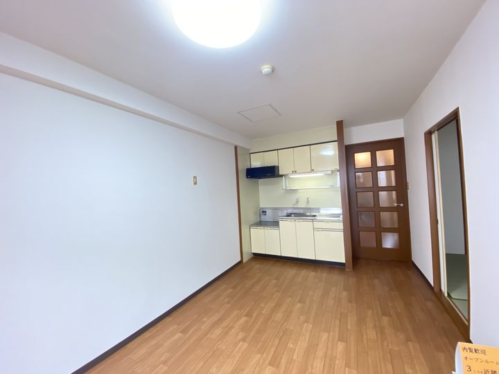 ドミ16中島公園406の内装