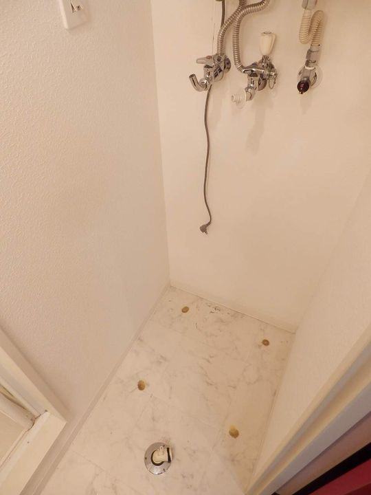 エムプラス山鼻の内装