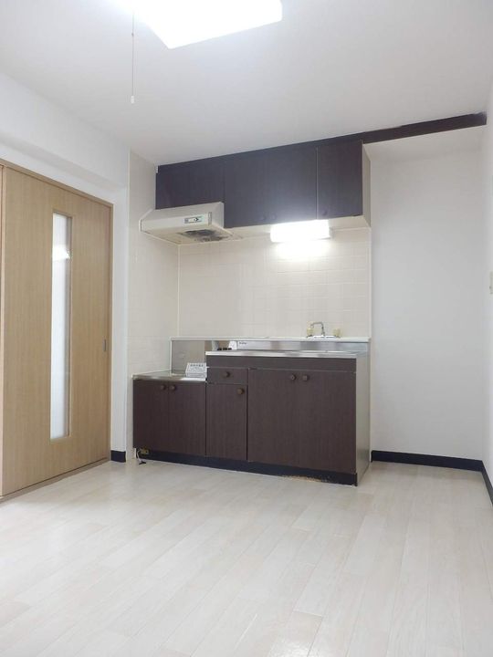 MAJESTIC水車町202の内装