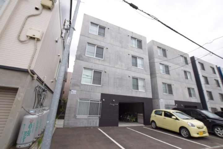 Luminous平岸の外観