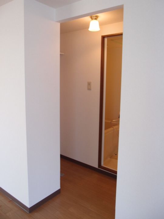 8・4サウンドビル401の内装