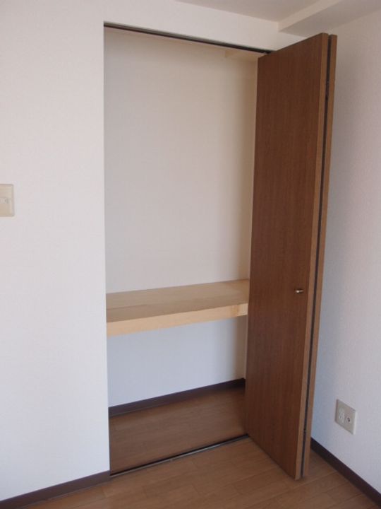 8・4サウンドビル401の内装