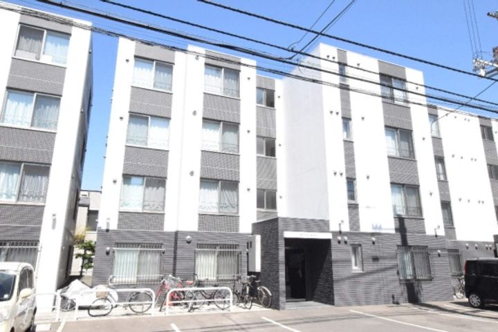 サンステージ澄川3ー1の外観