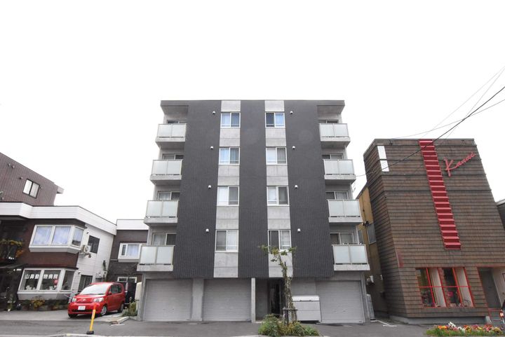 PRESCELTO西線11条の外観