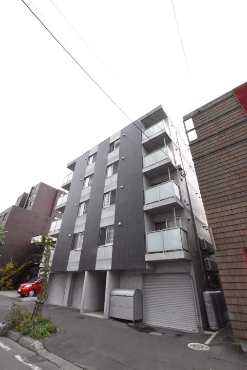 PRESCELTO西線11条の外観