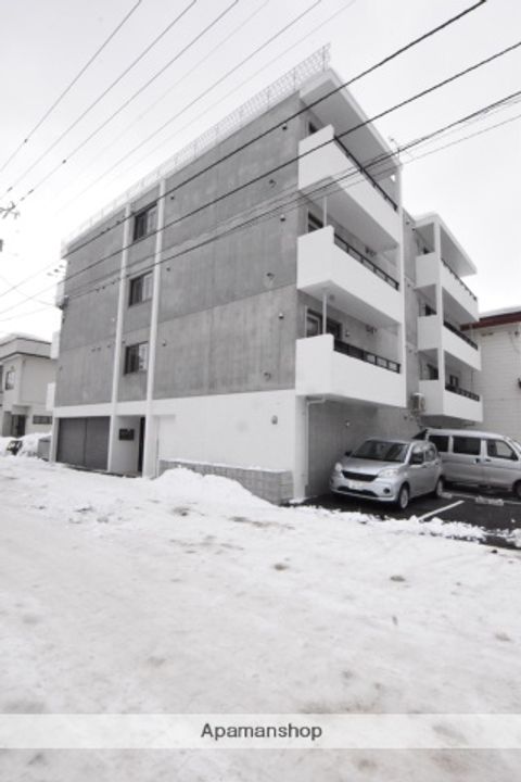 ヴォーネン幌西の外観